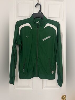 Nike Green and White Michigan State / Jacket Size S (4-6). Used.